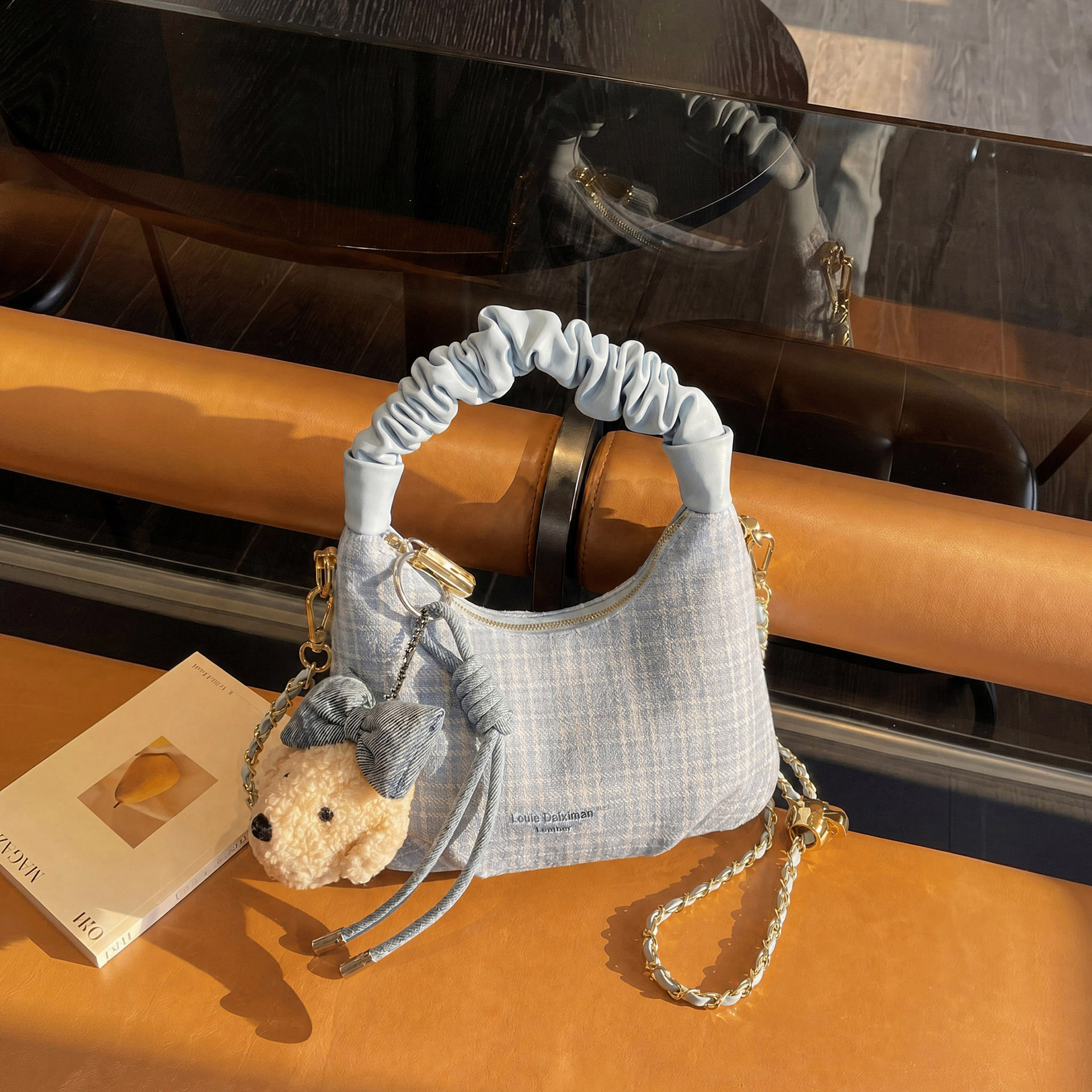 Bolso de mano popular de verano para mujeres 2026 nuevo estilo versátil cadena diaria bolso de hombro sensación de bolso plegado super caliente