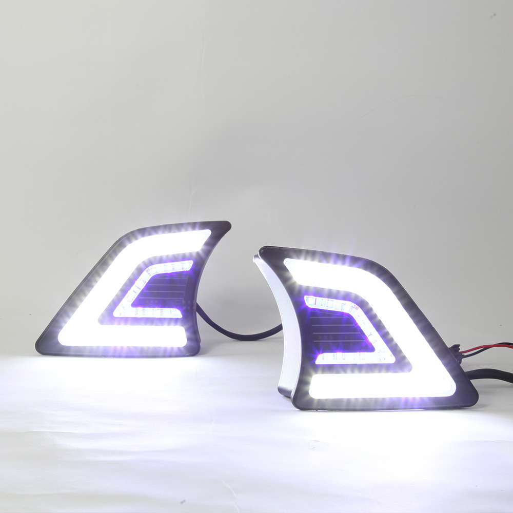 Aplicable a 12 años de luz diurna VIGO 14 años Toyota HELAX VIGO luz diurna LED