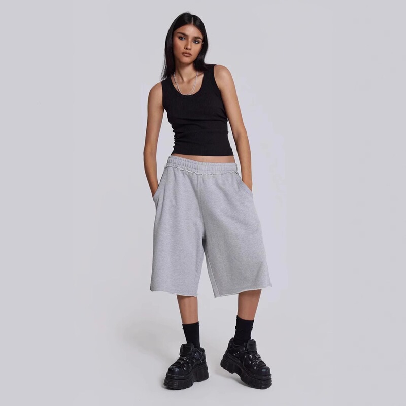 American-Style Street-Style Raw-Edge Solid Color Sweatpants, Unisex Loose Straight-Leg Five-Point Sports Shorts, Direct Supply from the Manufacturer American-Style Street-Style Raw-Edge Solid Color Sweatpants, Unisex Loose Straight-Leg Five-Point Sports Shorts, Direct Supply from the Manufacturer