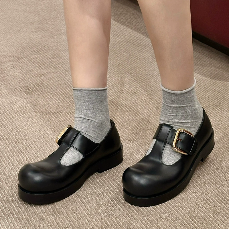 Коровья кожа версия ~ Ниша Мэри Джейн Лефу Одиночная обувь Женская новая ретро британский стиль толстый подошв толстый каблук с большой головой маленькая кожаная обувь