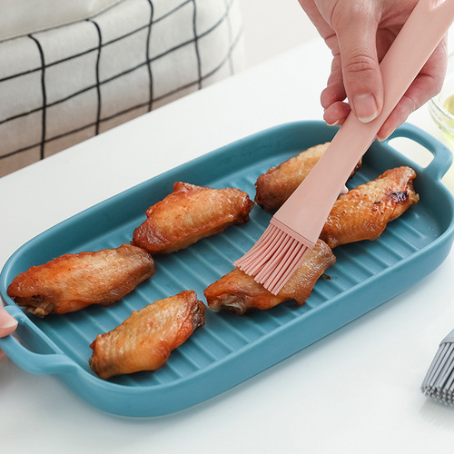 Extended oil brush kitchen pancake brush household high temperature resistant non-shedding silicone barbecue edible baked food brush