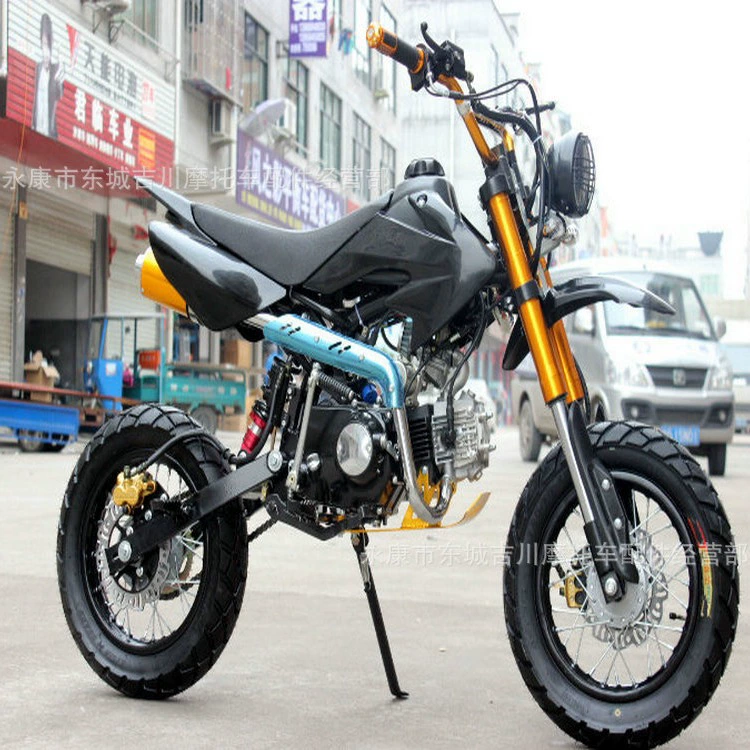 Дорожный SUV, внедорожная гоночная машина