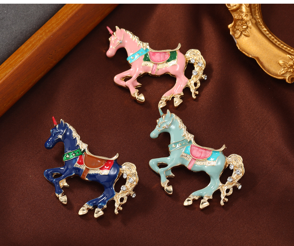 Cartoon Style Retro Unicorn Alloy Enamel Inlay Rhinestones Women's Brooches display picture 1