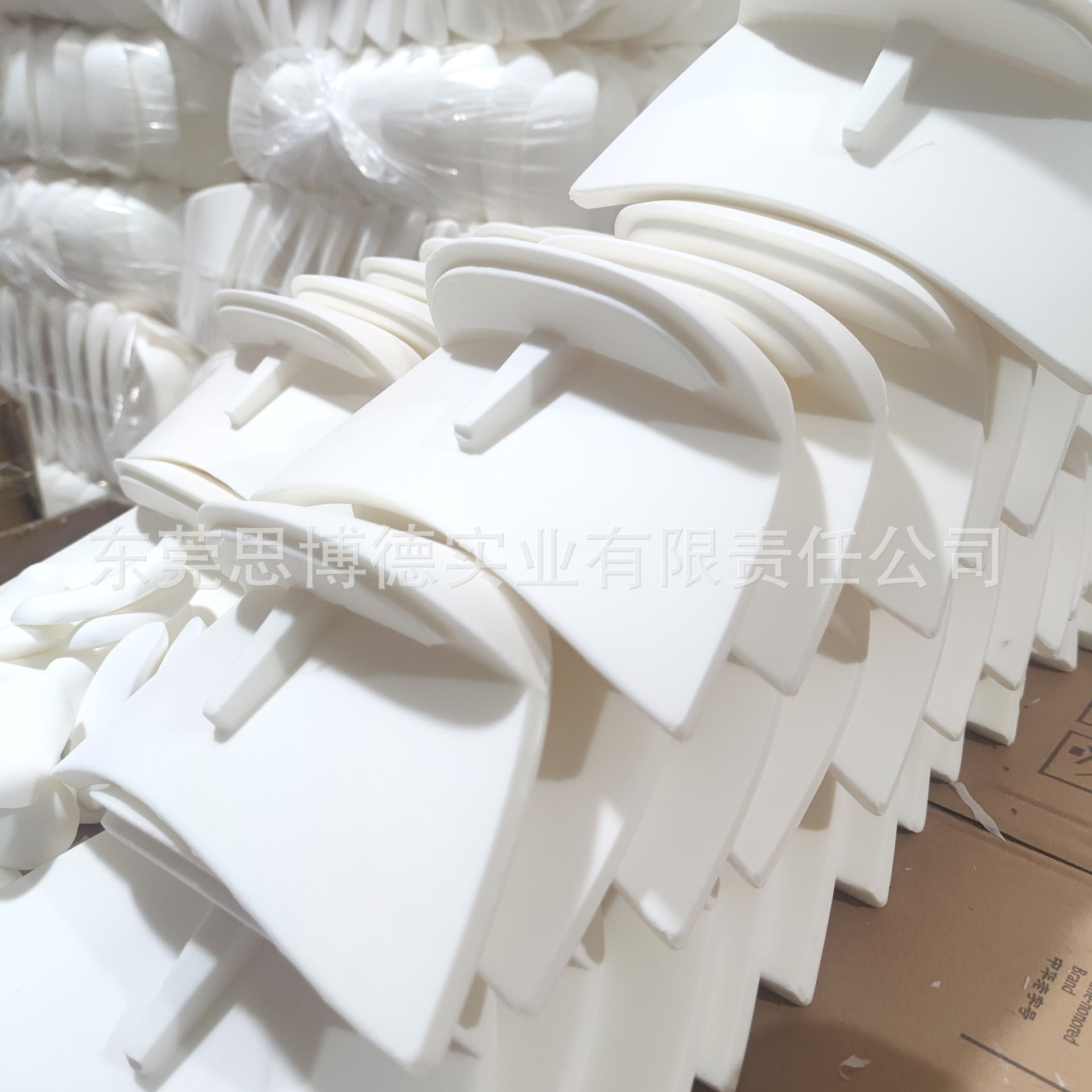 PU发泡海绵坐垫绵高回弹海绵靠背汽车PU发泡填充件异形一体成型