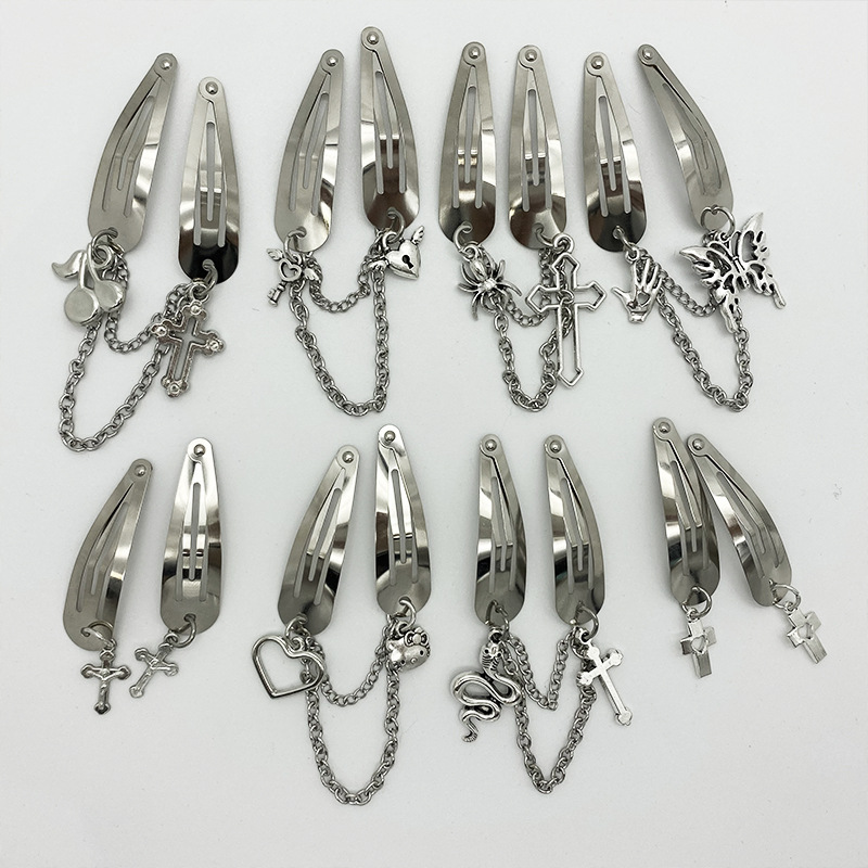 IG Style Streetwear Women's Cross Heart Shape Butterfly Alloy Charm Hair Clips display picture 1