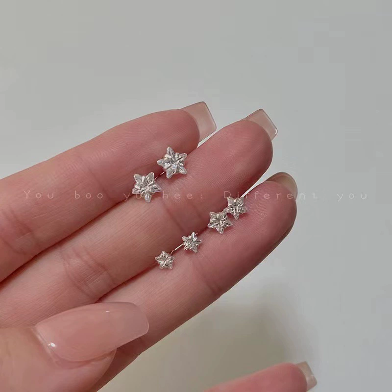Маленькие серьги серебро 925 с цирконом, 4–6 мм, вариант набор из 6 шт.