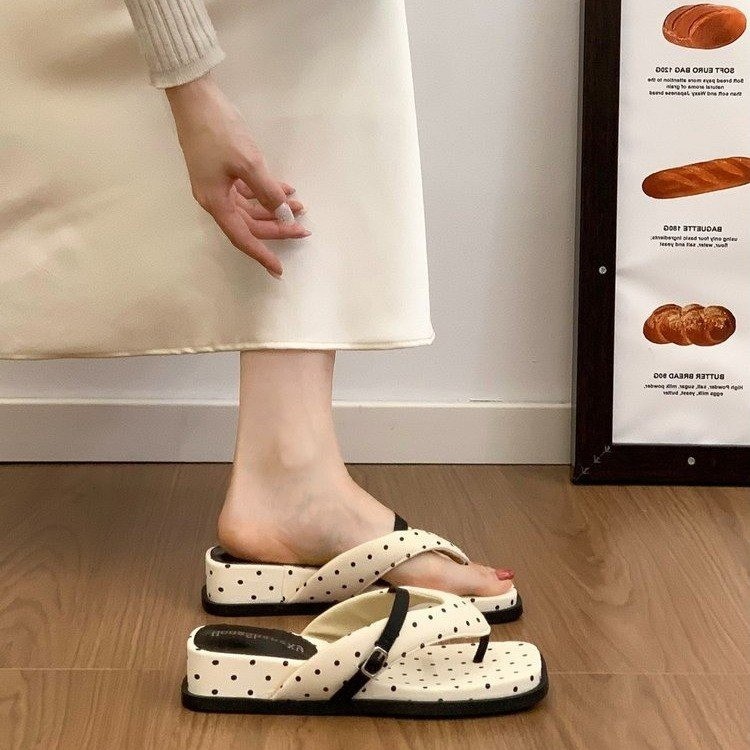 Punto de onda blanca cuadrada pendiente de tacones de flip flops de fondo grueso para mujeres 2026 nuevos zapatillas pequeñas de altura francesa image 6