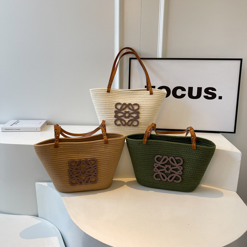 Large Capacity Casual Woven Tote Bag 2025 Summer New Travel Beach Handbag Personalized Trendy Crossbody Bag