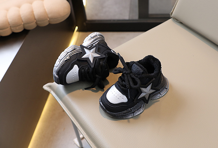 Zapatos deportivos para niños con suela ligera de invierno, edición coreana, dos zapatos de algodón para niños y niñas de 1 a 6 años_voghion.com