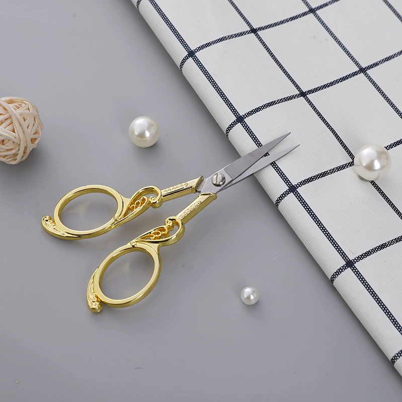 Retro Loan Plum Cut Handmade Paper -cutting Process Small Scissors Flower Word Embroidered Treasure Launch Beauty Small Scissors