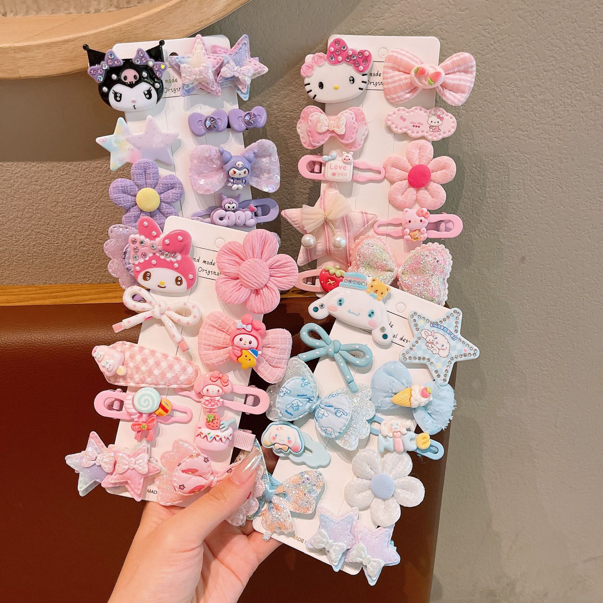 Demi-season children's cartoon hairgrip