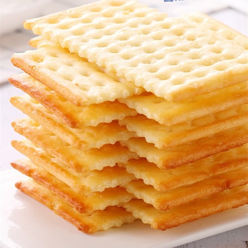 Half Moon Flavored White Sesame Soda Crackers Salted Full Box Sugar-Free Food for Breakfast Baking Soda Crackers for Pregnant Women