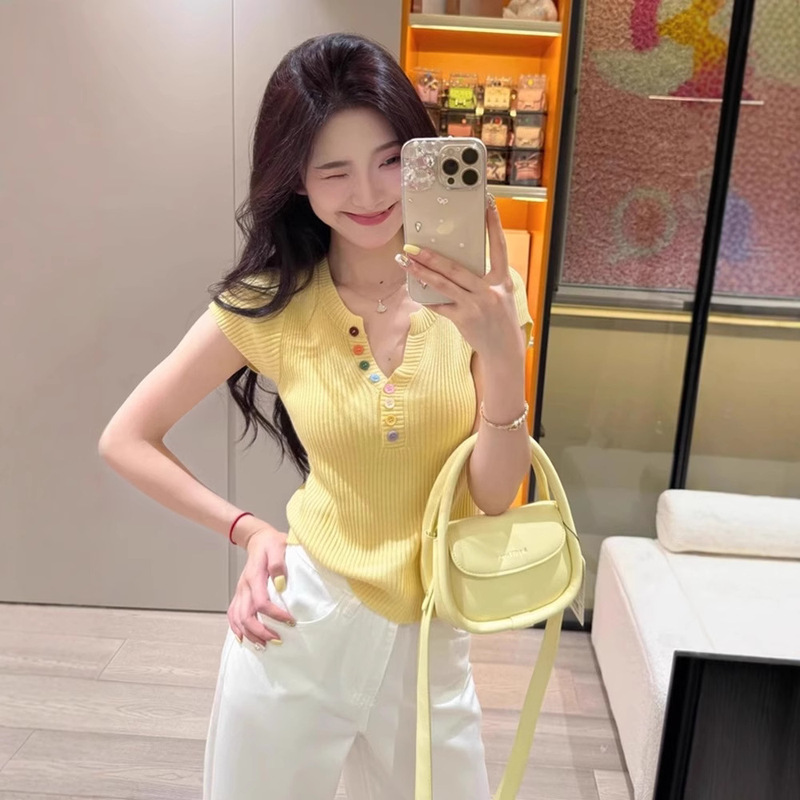 Yellow V-neck short-sleeved sweater women's summer pure temperament pure waist pinch thin short top