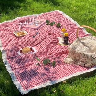 Spring Outing Outdoor Picnic Mat Lace Red Plaid Thickened Moisture-Proof Portable Grass Mat Camping Photo Beach Spacer