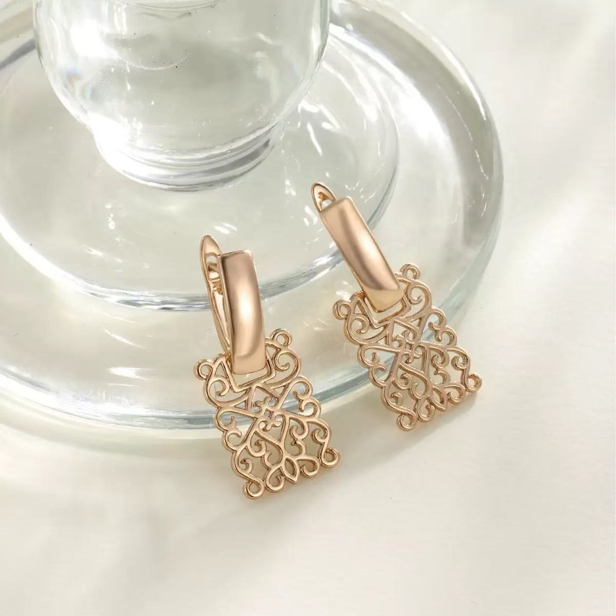 Factory Direct Sales Jewelry Amazon Cross-Border Jewelry Gold-Plated Geometric Square Hollow Earrings High-End Earrings for Women