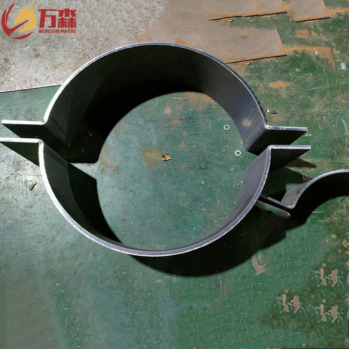 Cable reinforcement clamp, pipe clamping half-round steel pipe throat clamp U-shaped pipe clip, galvanized pipe clamp, stainless steel bent processing