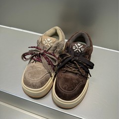 真皮厚底板鞋女2025夏季新款复古时尚百搭休闲运动鞋舒适透气板鞋
