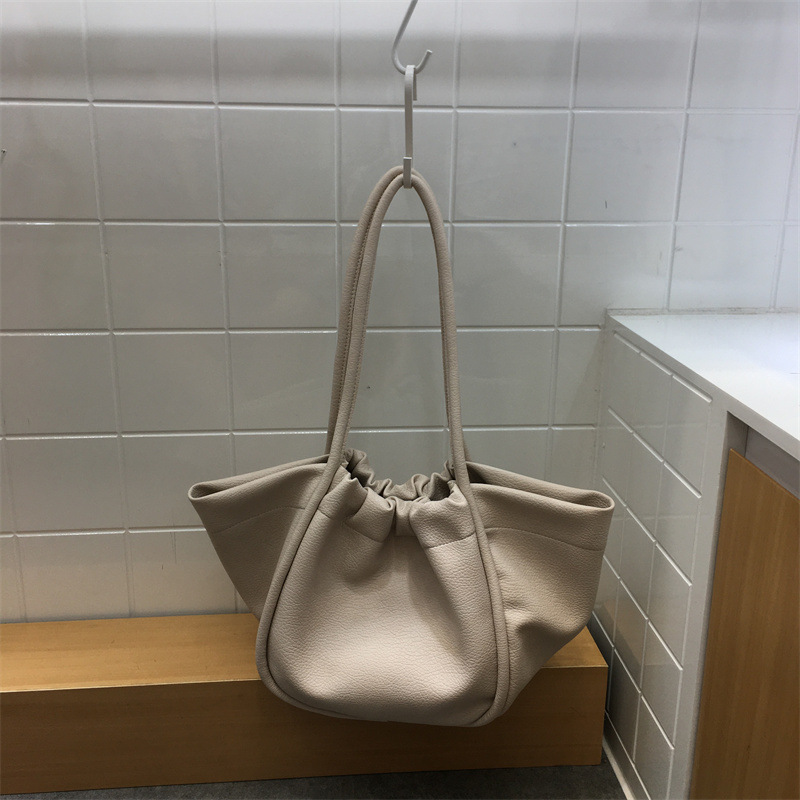 翼の包みの新型の個性の潮流のシングル肩の脇の下のフランスの小さい大衆のしわの手提げの脇の下の女性のバッグの大容量の女性のカバン|undefined
