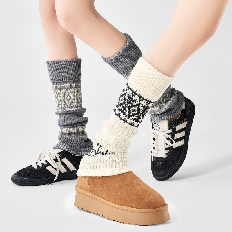 Vintage Fair Isle Slouch Socks for Autumn and Winter, Warm with Snow Boots, Leggings, Thick Wool Gray Calf Covers
