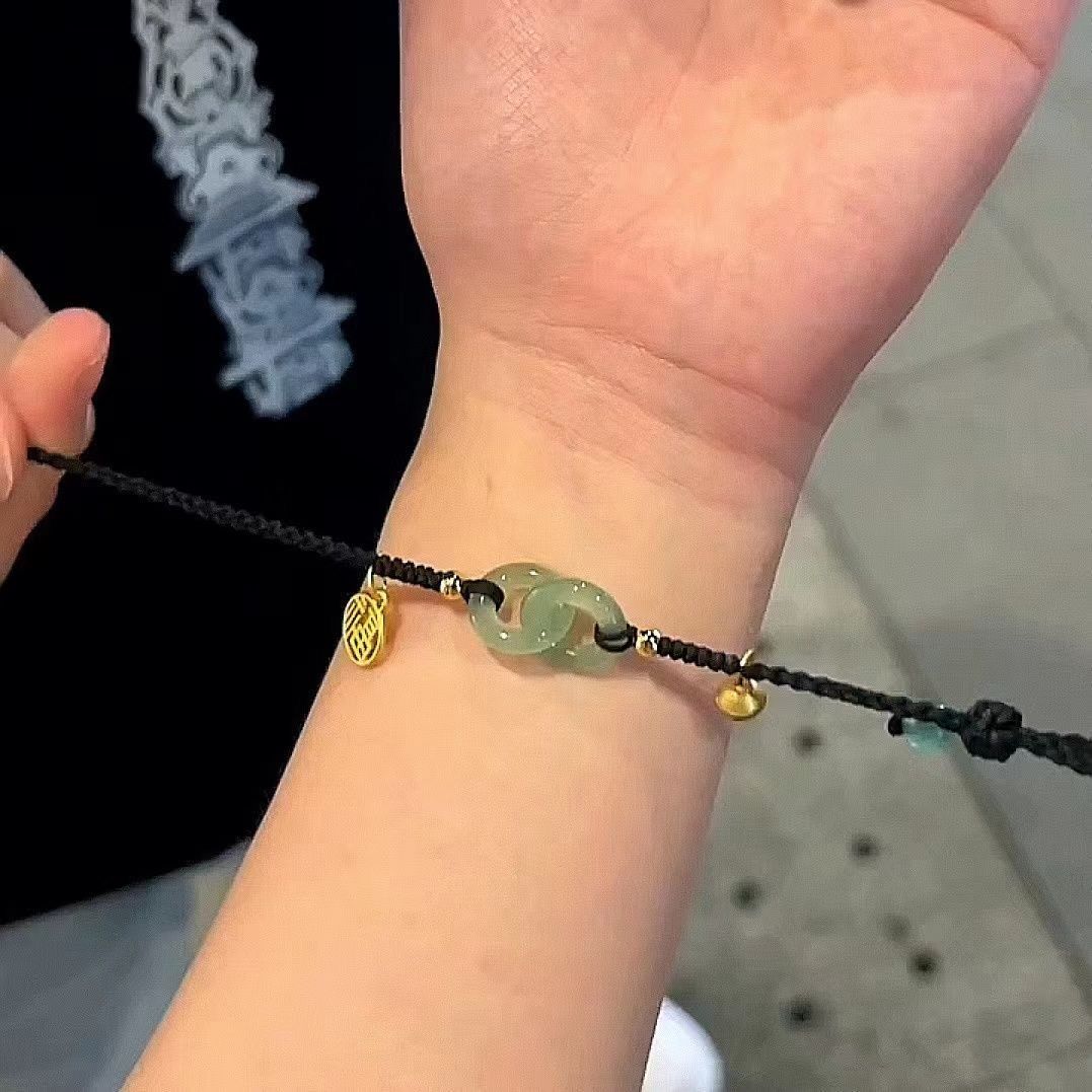 Nuevo botón de seguridad pareja cuerda de mano mujer tejiendo campana pequeña personaje de bendición pulsera pareja regalo de novia novia