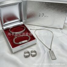 ֱ������2026�¿�D����Ů��H��CD��ĸ����朶��h���C���b���l