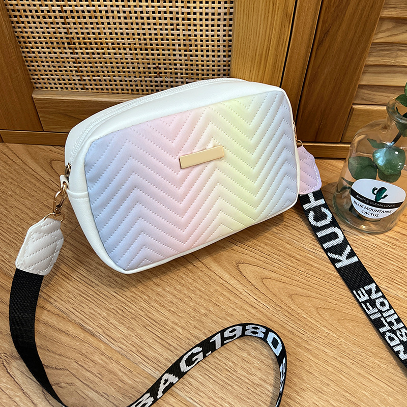 Women's Bags 2022 New Wave Pattern Embroidered Iron Leather Ribbon Small Square Bag Camera Bag Casual Live Broadcast Gift Bag_voghion.com