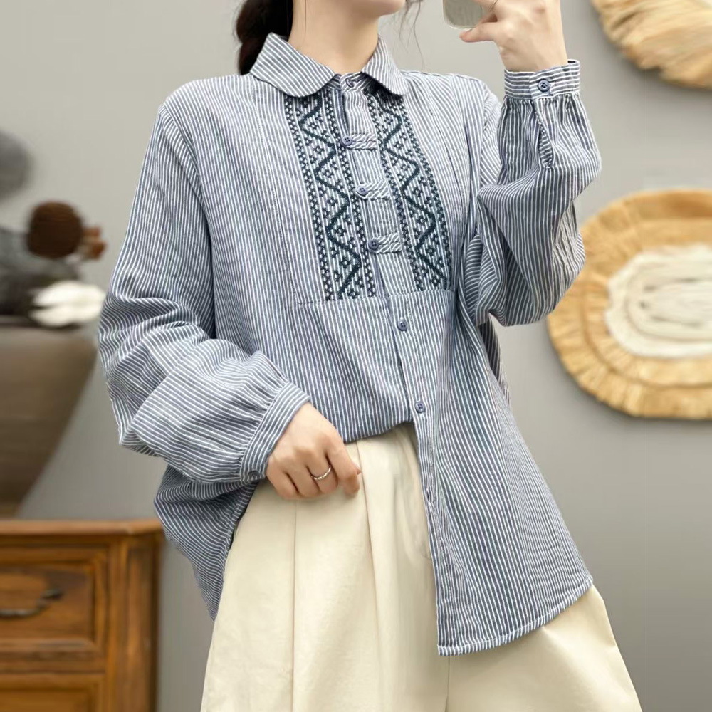 民族风刺绣蓝色条纹棉麻衬衫女秋季宽松大码休闲减龄妈妈长袖衬衣