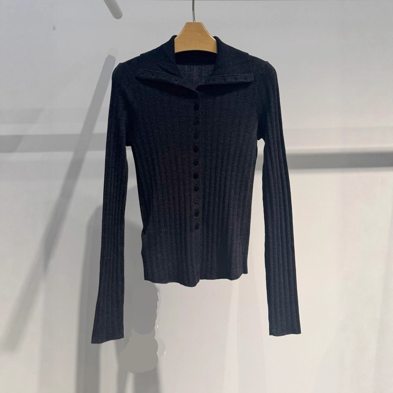 Mm Mall Same Style 2025 Autumn and Winter New Slim Black Sheep Wool Turtleneck Knitwear Top for Women 5Ga134071 Mm Mall Same Style 2025 Autumn and Winter New Slim Black Sheep Wool Turtleneck Knitwear Top for Women 5Ga134071
