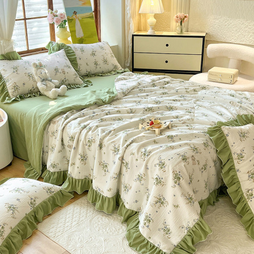 Summer floral edge item summer cool quilt set four pieces air conditioning quilt summer quilt blanket full set one set four pieces spring and autumn quilt core
