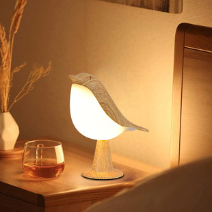 Creative Magpie aromatherapy led car Decoration lamp bedroom bedside Bird night light charging touch atmosphere table lamp