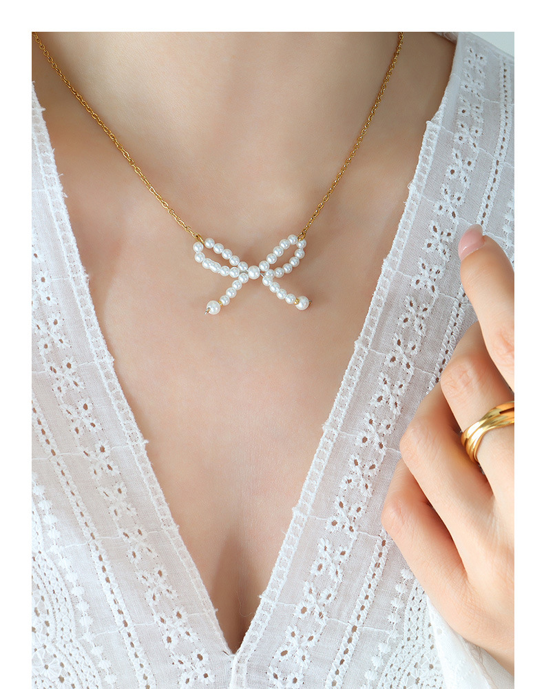 Simple Style Bow Knot Titanium Steel Pearl Plating Pendant Necklace 1 Piece display picture 4