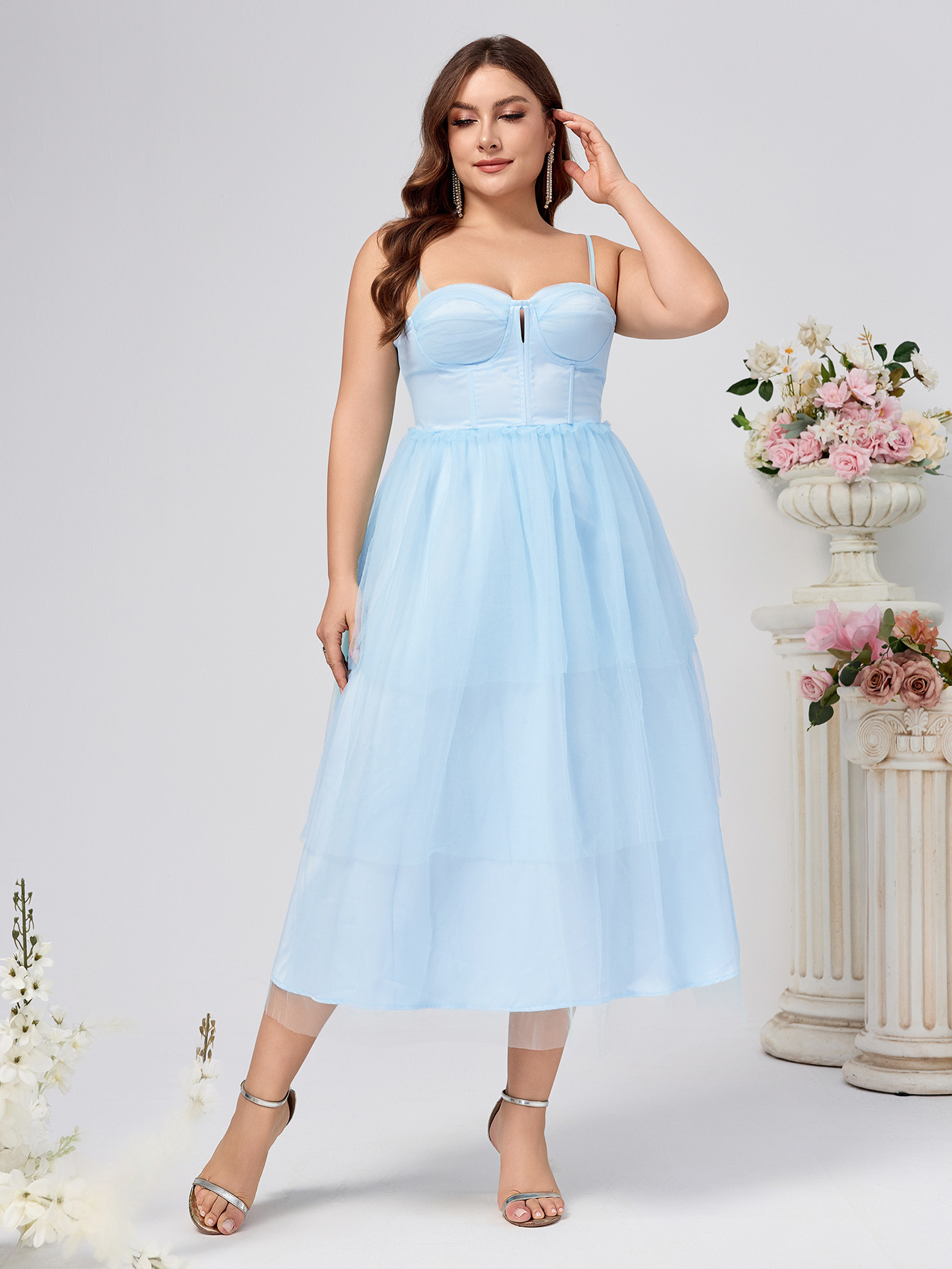 Comercio exterior europeo y americano de gran tamaño nuevo vestido de novia con tirantes Amazon vestido de dama de honor de boda de malla sexy con algodón en el pecho