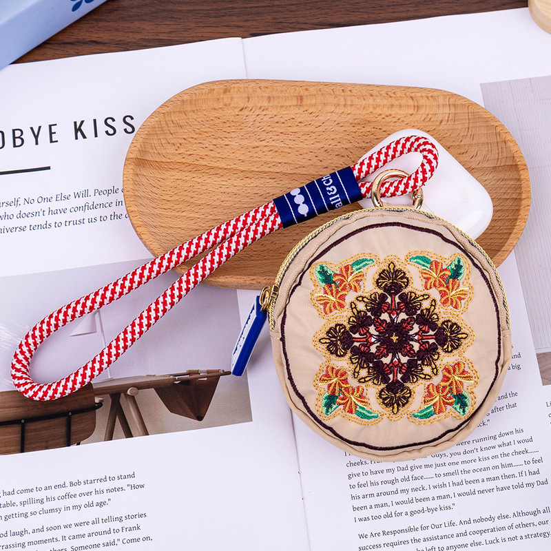 日本のかわいいコインキーホルダーバッグ女性の刺繍ナイロン多用途カジュアルデイリー収納キーヘッドフォンハンドバッグ|undefined