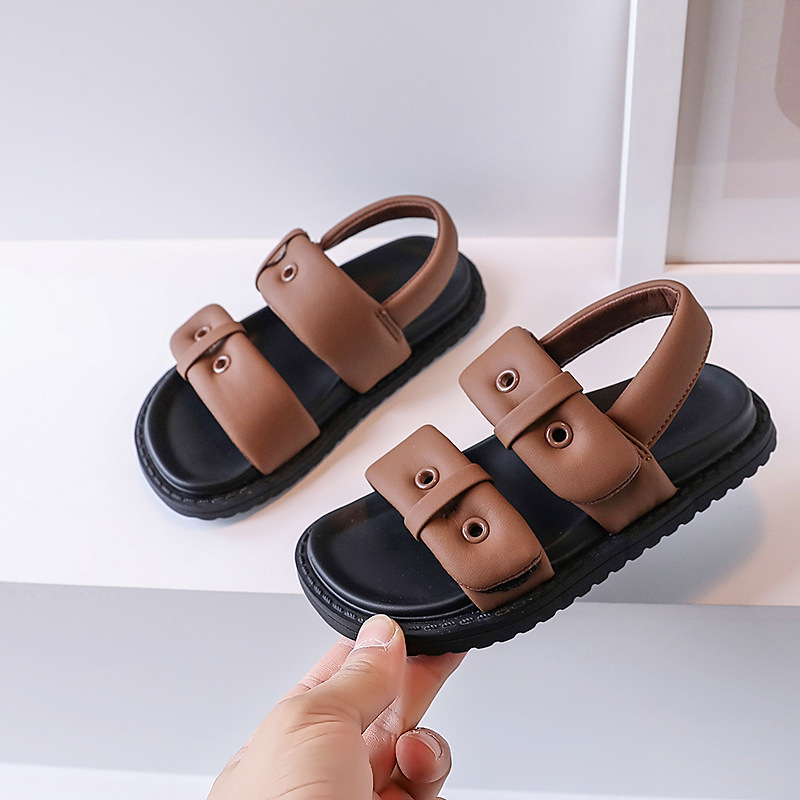 Fashionable sandals