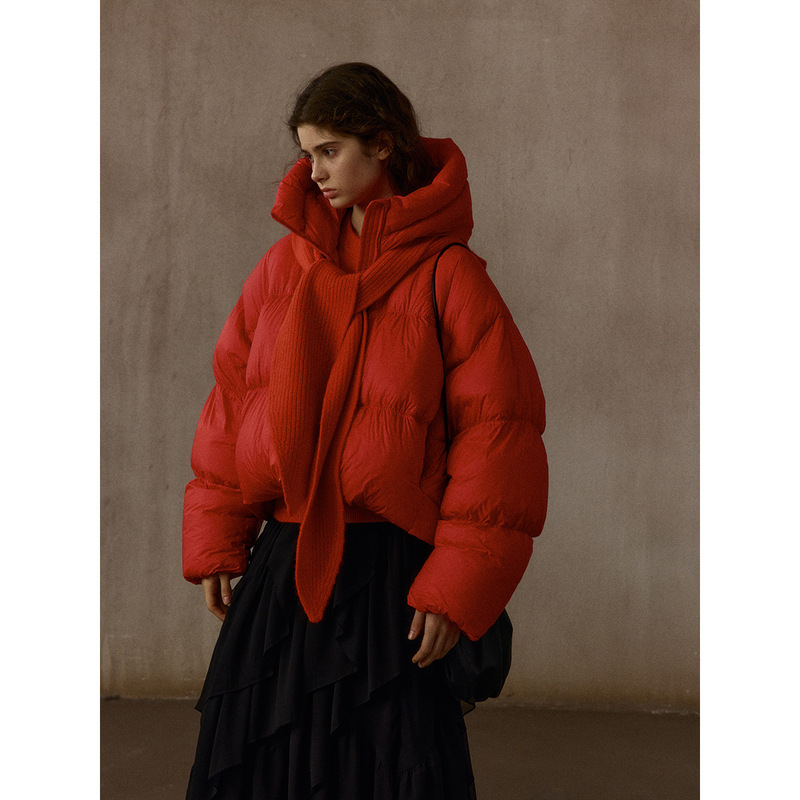 【Shiji】Hooded, Warm, Ultra-Soft, Lightweight, No-Puff Short down Jacket for Simple Commuting Style M9527 【Shiji】Hooded, Warm, Ultra-Soft, Lightweight, No-Puff Short down Jacket for Simple Commuting Style M9527