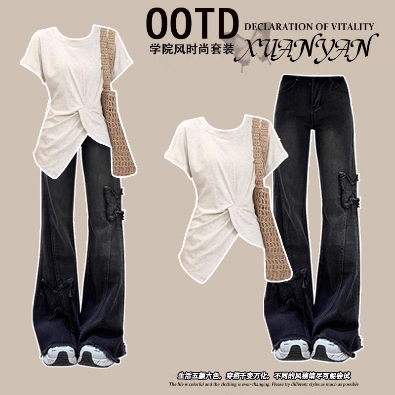 Fashionable Outfit # Irregularly Slit Korean-Style Slim-Fit Top Paired with American-Style Distressed Flared Jeans.