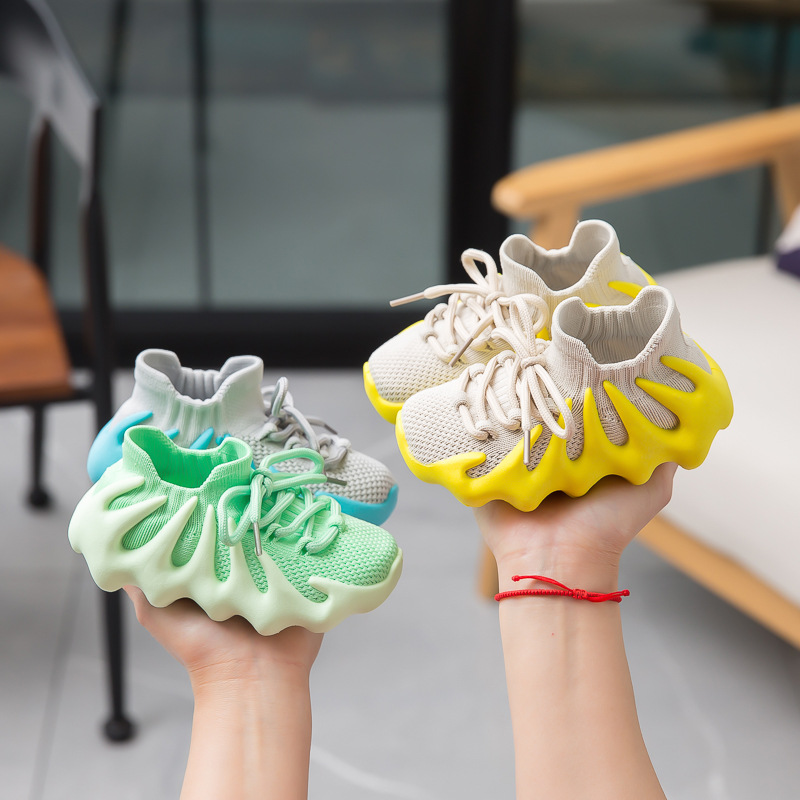 Children's Coconut Shoes Academy Style Spring Breathable Jump Rope Shoes for Girls and Boys, Soft Sole Socks Shoes, Octopus Sports Shoes for Boys