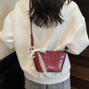 ��ɫŮ����Ʒ���s�ٴ��2025�¿�s�ٴ�μ�б��С���֙C��