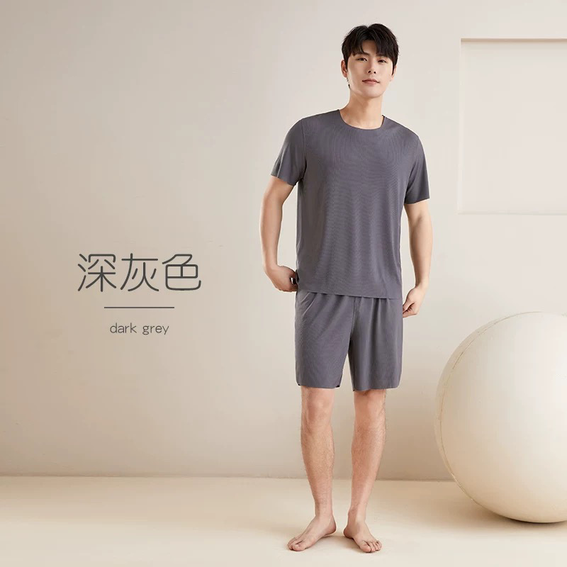 짙은 회색
