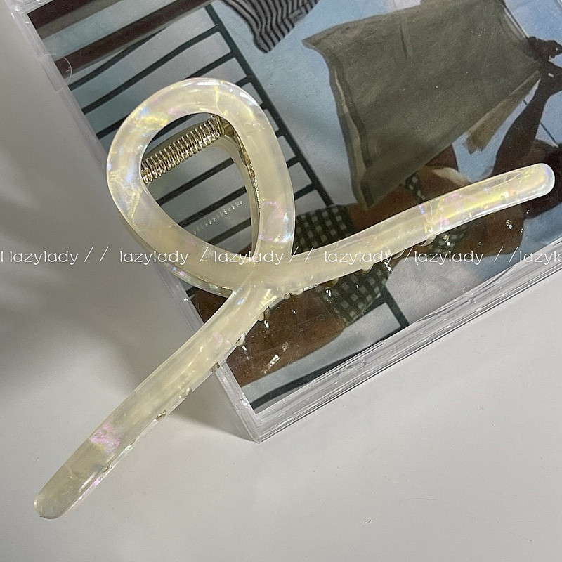 13cm extra-large shark's hair volume, more grip, tight grip, foreign style grip, French style hair claw grip 13cm extra-large shark's hair volume, more grip, tight grip, foreign style grip, French style hair claw grip