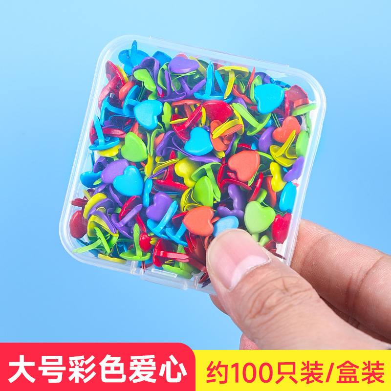 カラーの両足の釘の手作りのdiy材料の羊の角の釘の子供は色紙の部品の装飾の釘を作ります。|undefined