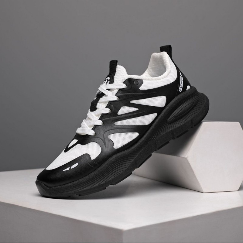 Men's Sports Shoes 2026 Summer New Style Breathable Mesh Thick-Soled Casual Sports Shoes Round-Toe Versatile Men's Travel Shoes