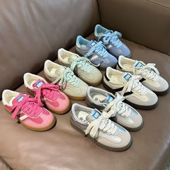 レトロなドイツのトレーニングシューズ女性のための 2025 新しいホットスタイル春と夏の通気性のある厚底多用途靴ニッチカジュアルスニーカー