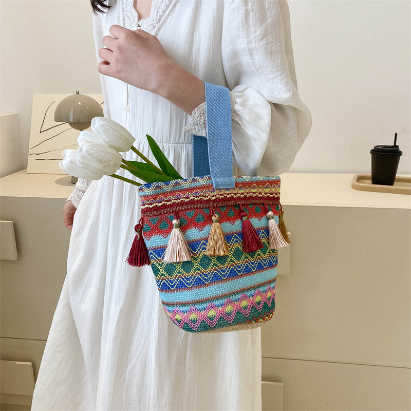 Retro Yunnan Ethnic Style Bag for Women 2026 New Style Embroidered Tassel Bucket Bag Fashionable Large Capacity Handbag