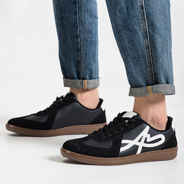 Hombres y mujeres retro plano Agande zapatos de entrenamiento de otoño nuevos zapatos casuales suaves zapatos deportivos pequeños zapatos de skate blanco F8863