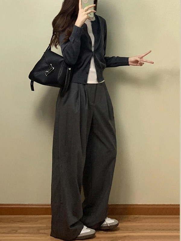 灰色系扣针织开衫女25年秋韩系复古小个子设计感气质减龄毛衣外套|undefined