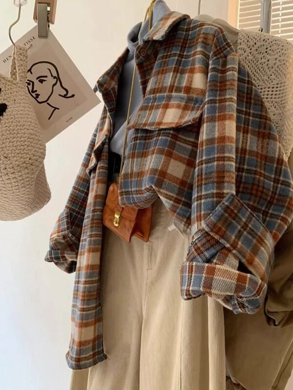 Contrast Color Plaid Woolen Shirt Women's Autumn and Winter 2025 New Retro Stacked Plaid Shirt Lapel Top Contrast Color Plaid Woolen Shirt Women's Autumn and Winter 2025 New Retro Stacked Plaid Shirt Lapel Top