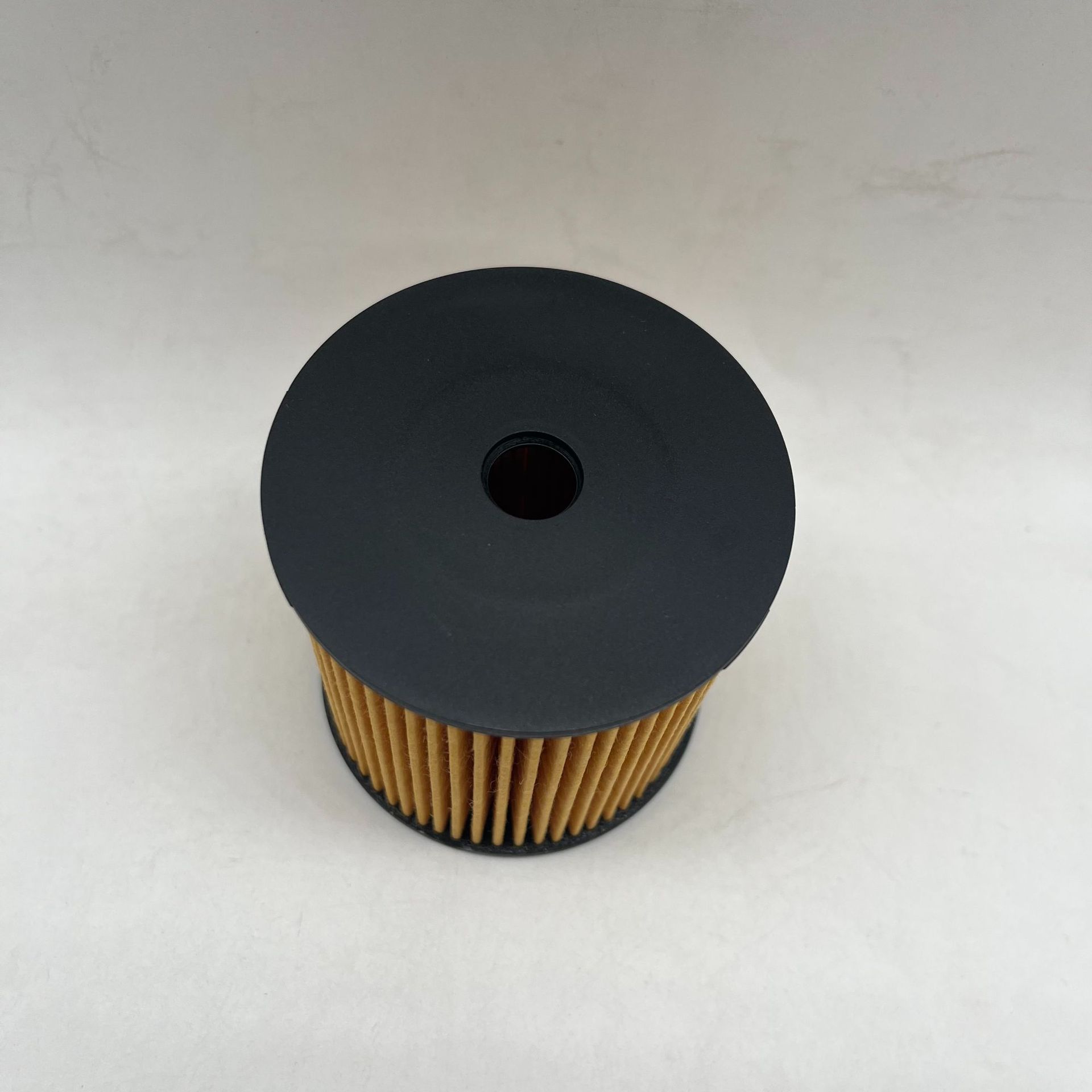 Oil Filter Mo611 High-Efficiency Filter for Car Engine Oil, Oil Filter Element Suitable for Wrangler and Dodge