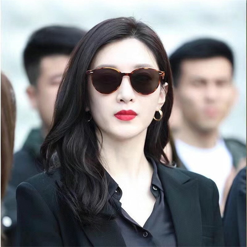 Oval Version Korean UV Protection