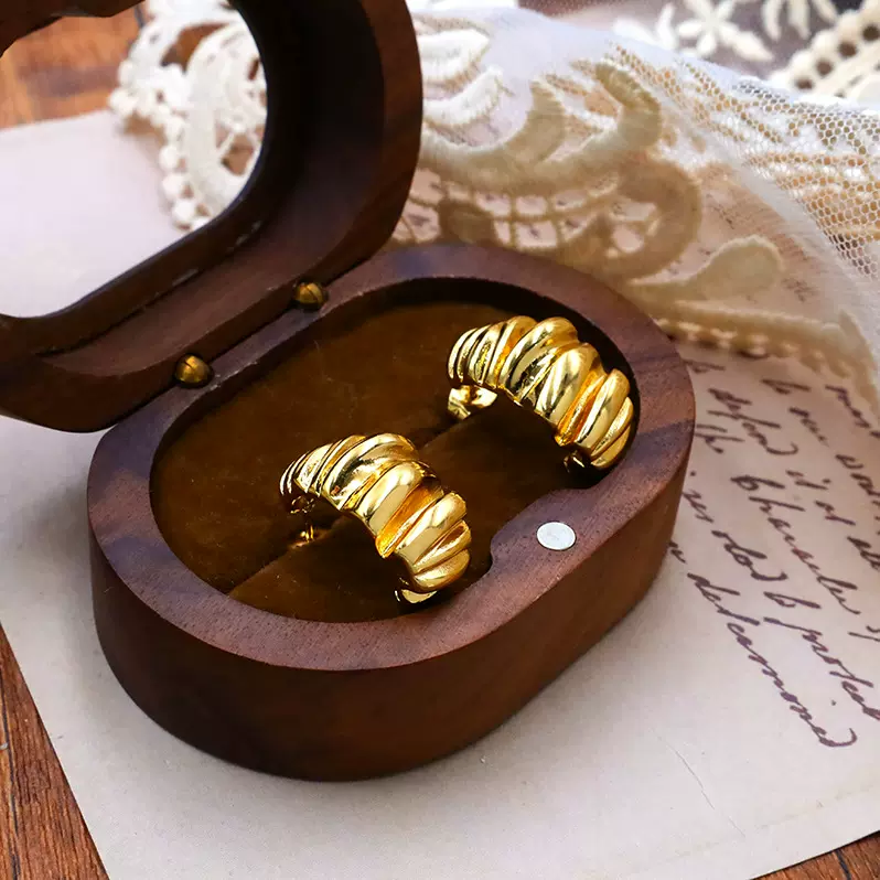 欧美不锈钢耳环女钛钢不掉色饰品百搭褶皱批发环保材料跨境外贸